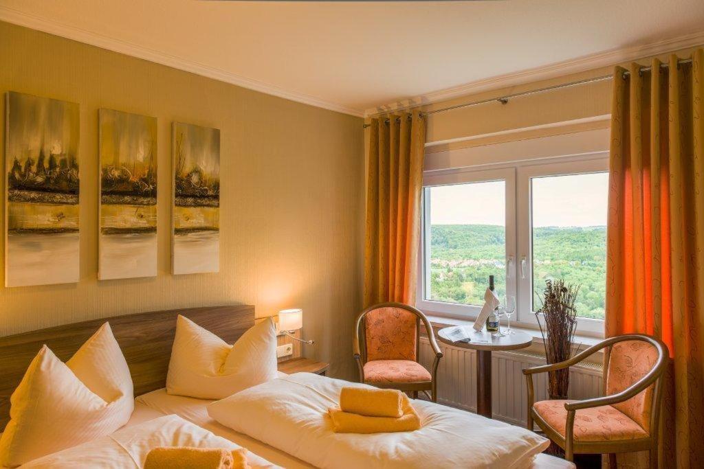 Berghotel Wilhelmsburg Bad Kosen Dış mekan fotoğraf