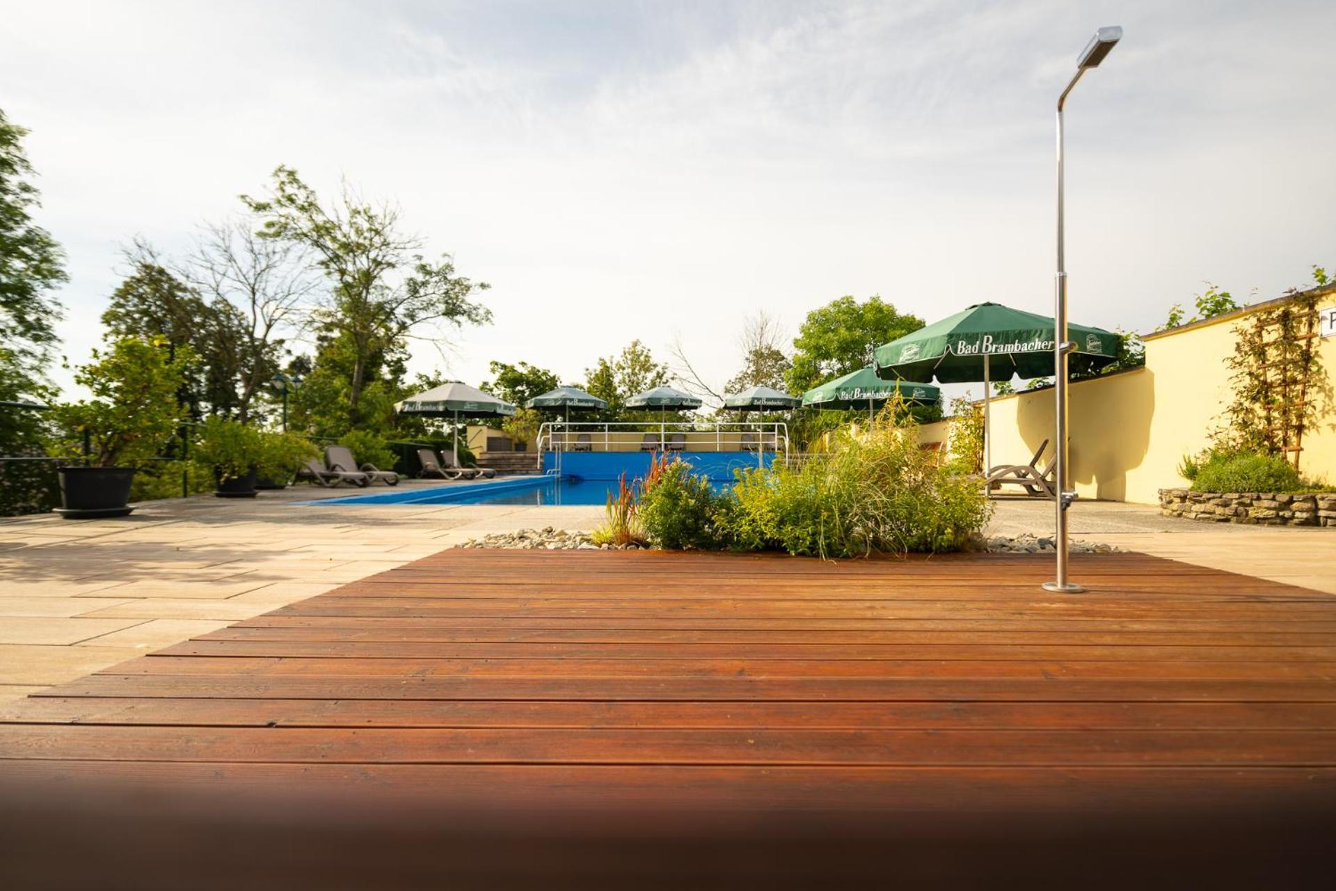 Berghotel Wilhelmsburg Bad Kosen Dış mekan fotoğraf