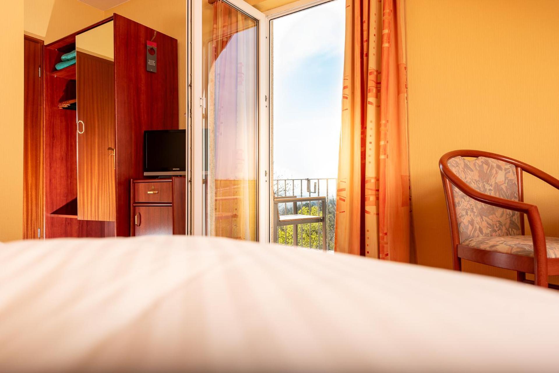 Berghotel Wilhelmsburg Bad Kosen Oda fotoğraf
